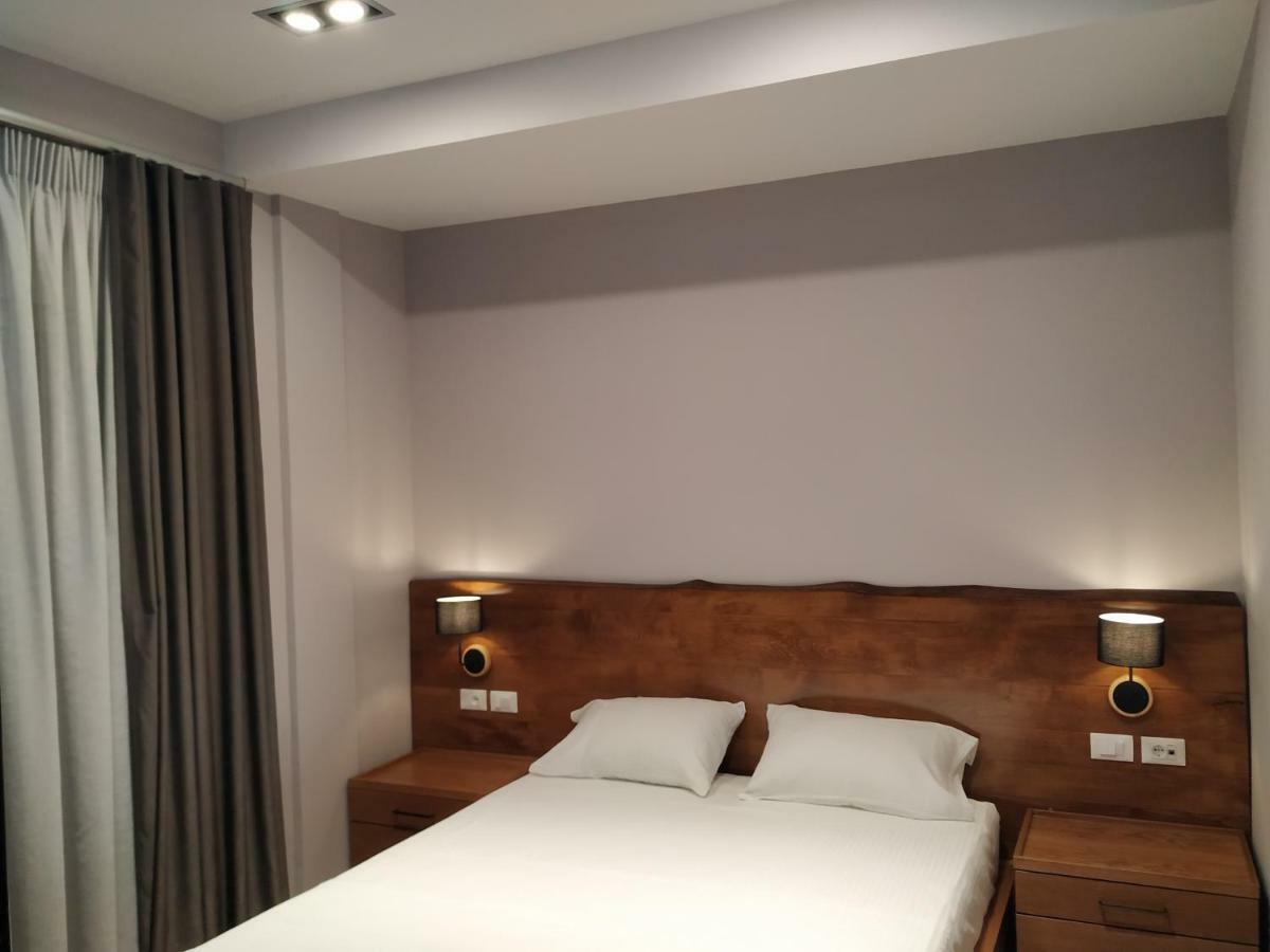 Hotel Pelikan Дивяка Екстериор снимка